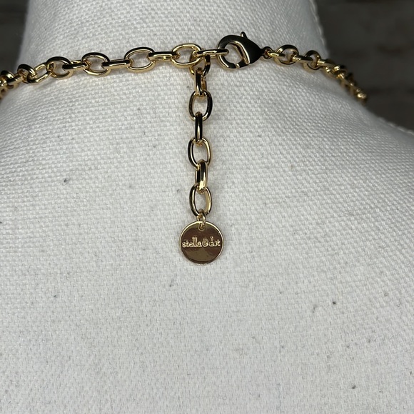 Stella and Dot Linden Statement Necklace - Picture 4 of 5